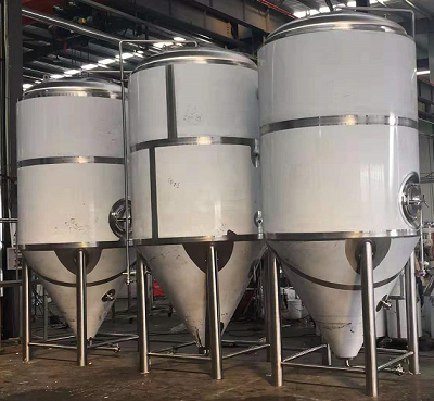 3000升精酿啤酒设备发酵罐.png